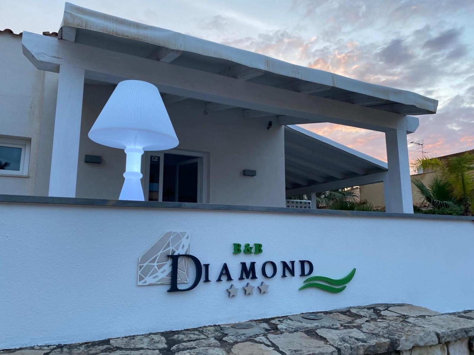 B&B Diamond ซานวิโต โลคาโป ภายนอก รูปภาพ